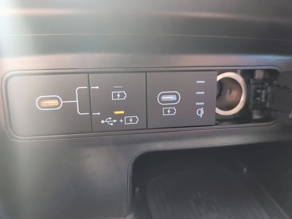 Certified Used 2025 White Hyundai XRT image 12