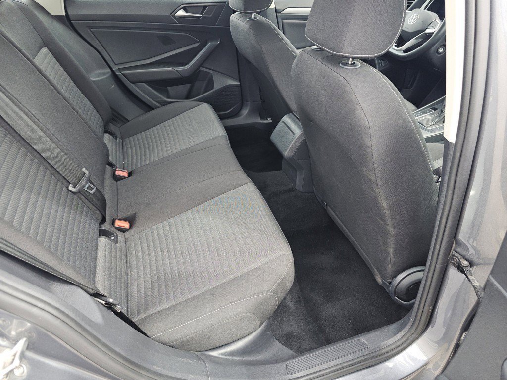 Used 2024 Platinum Gray Metallic Volkswagen 1.5T S image 5