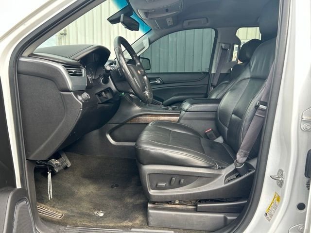 Used 2017 White Chevrolet LS image 25