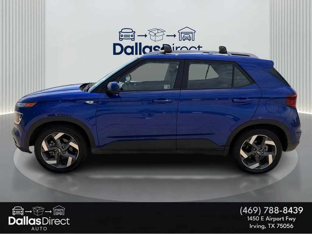 Used 2024 Intense Blue Hyundai SEL image 9