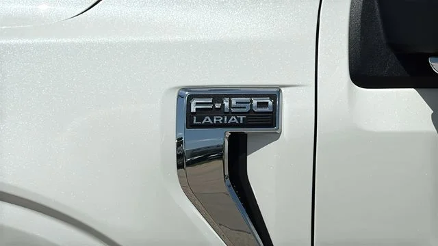 Used 2025 White Ford Lariat image 6