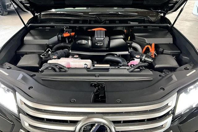 2026 Lexus LX 700h Luxury - Photo 11