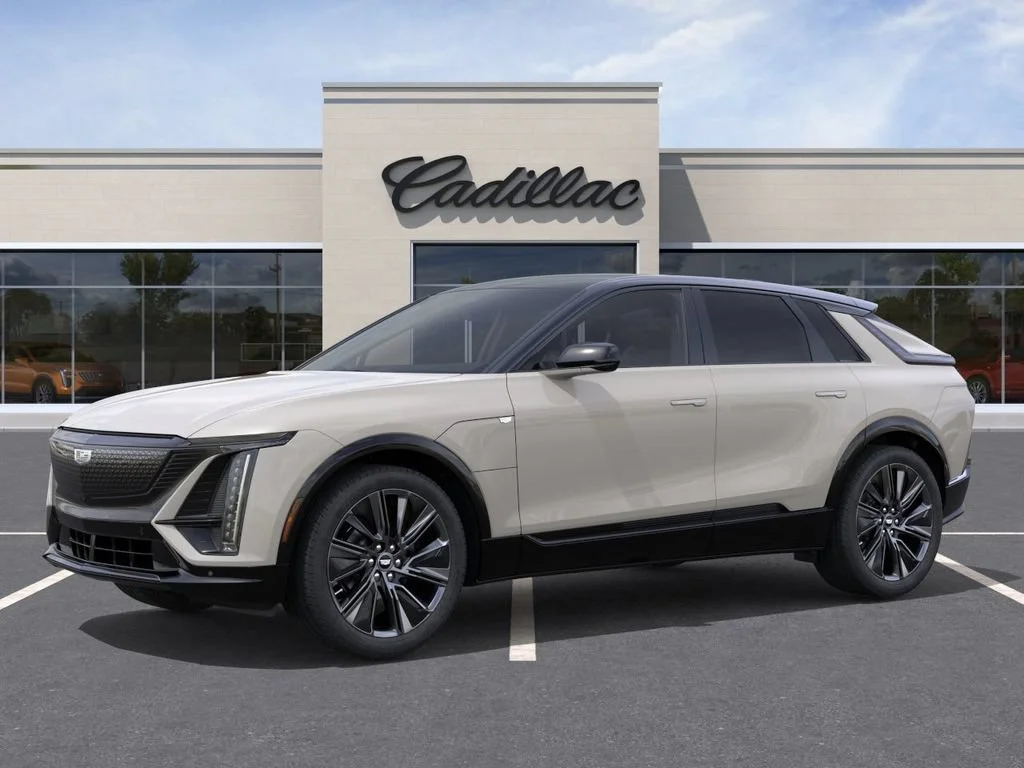 2027 Cadillac LYRIQ Signature Sport - Photo 2