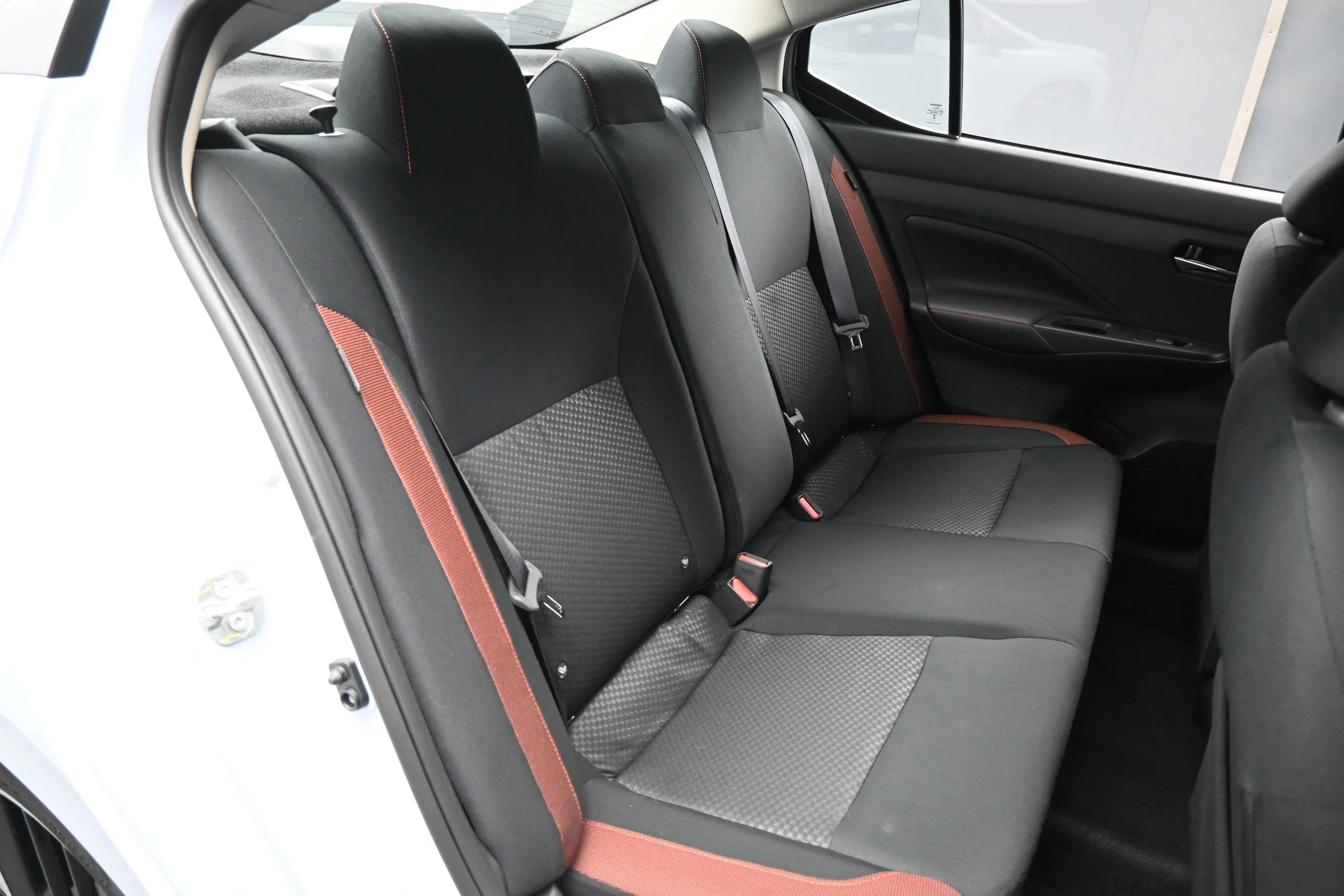 Certified Used 2025 Gray Sky Pearl Nissan SR image 13