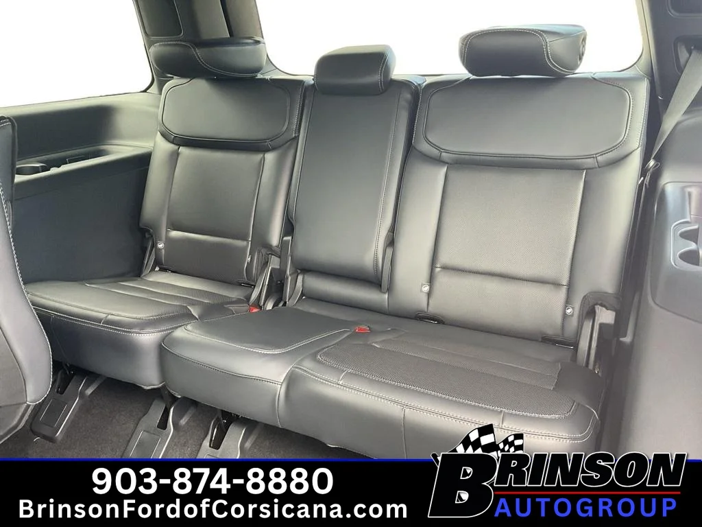 New 2027 Glacier Gray Metallic Tri-Coat Ford Platinum image 6
