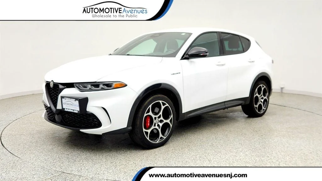 2024 Alfa Romeo Tonale Veloce's photo
