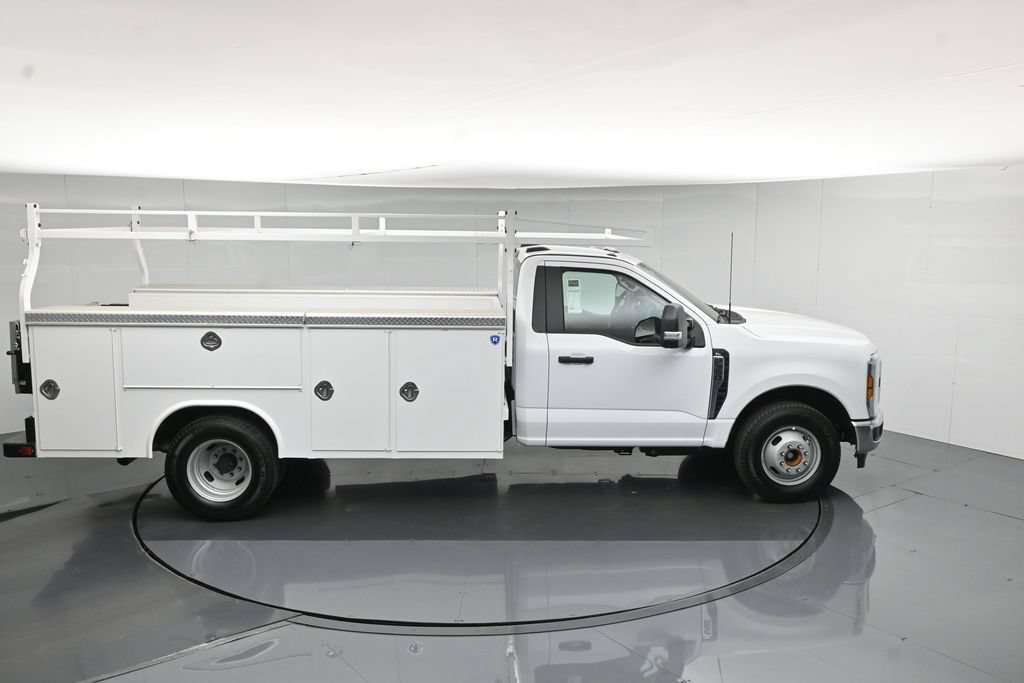 New 2026 Oxford White Ford XL image 43