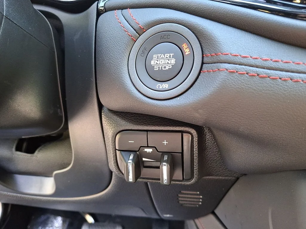 New 2026 Vapor Gray Exterior Paint Dodge GT Plus HEMI V8 image 13