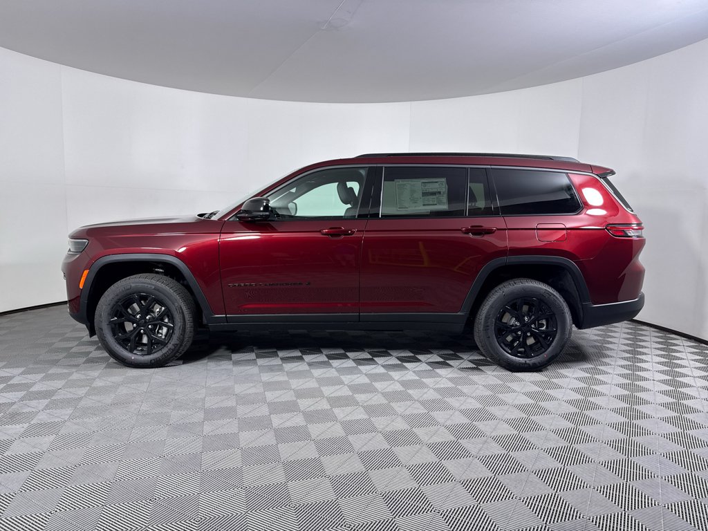 New 2026 Velvet Red Pearl-Coat Exterior Paint Jeep Laredo Altitude image 14