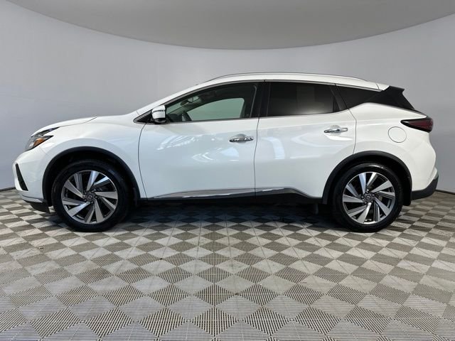 Used 2020 White Nissan SL image 10