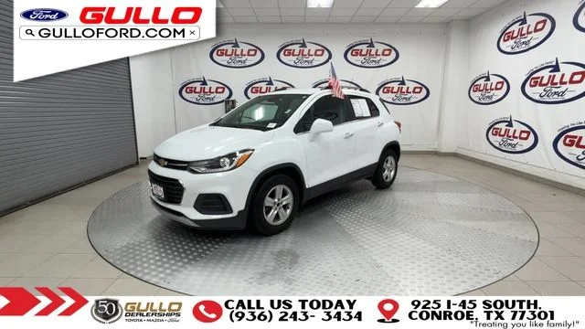 Certified Used 2017 Summit White Chevrolet LT image 4