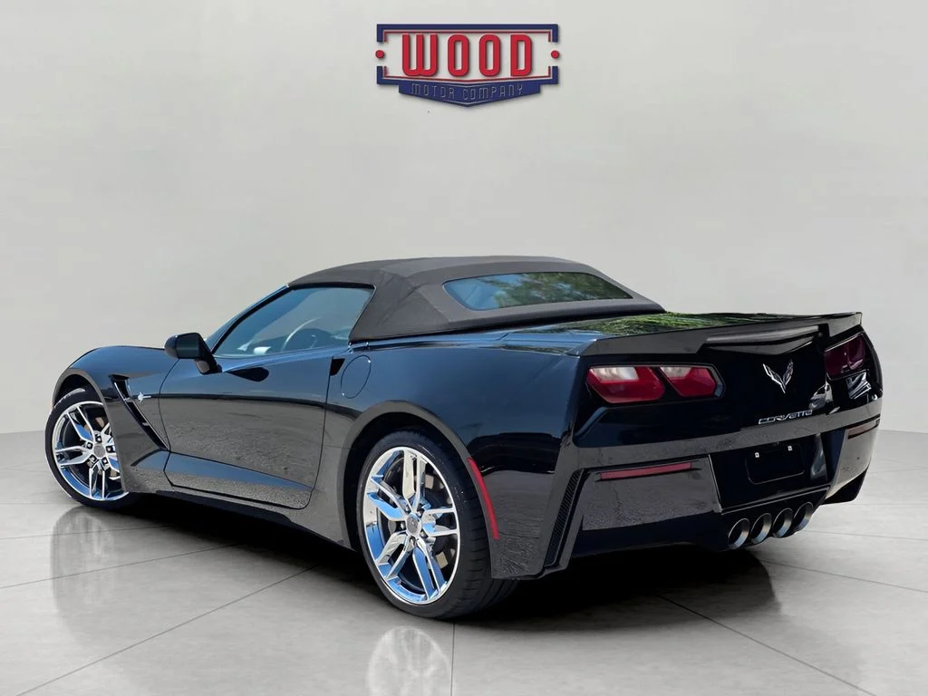 Used 2018 Black Chevrolet Stingray image 5