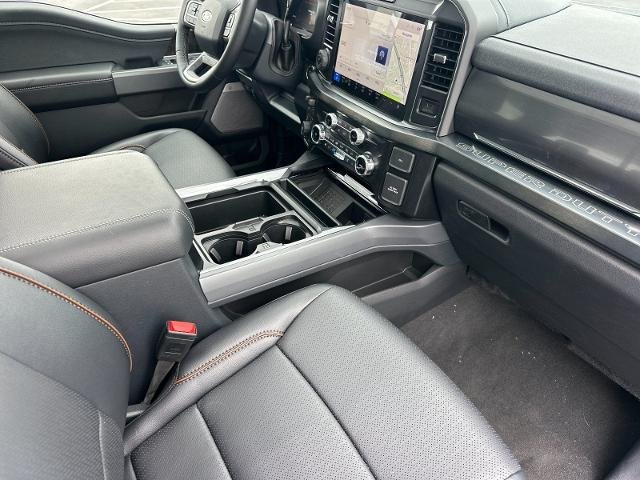 New 2025 Glacier Gray Metallic Tri-Coat Ford F-250® Lariat® image 41