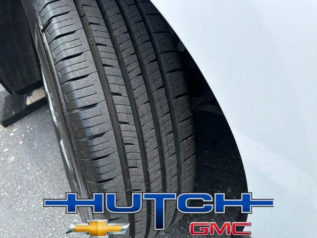 Used 2024 Summit White Chevrolet LS image 10