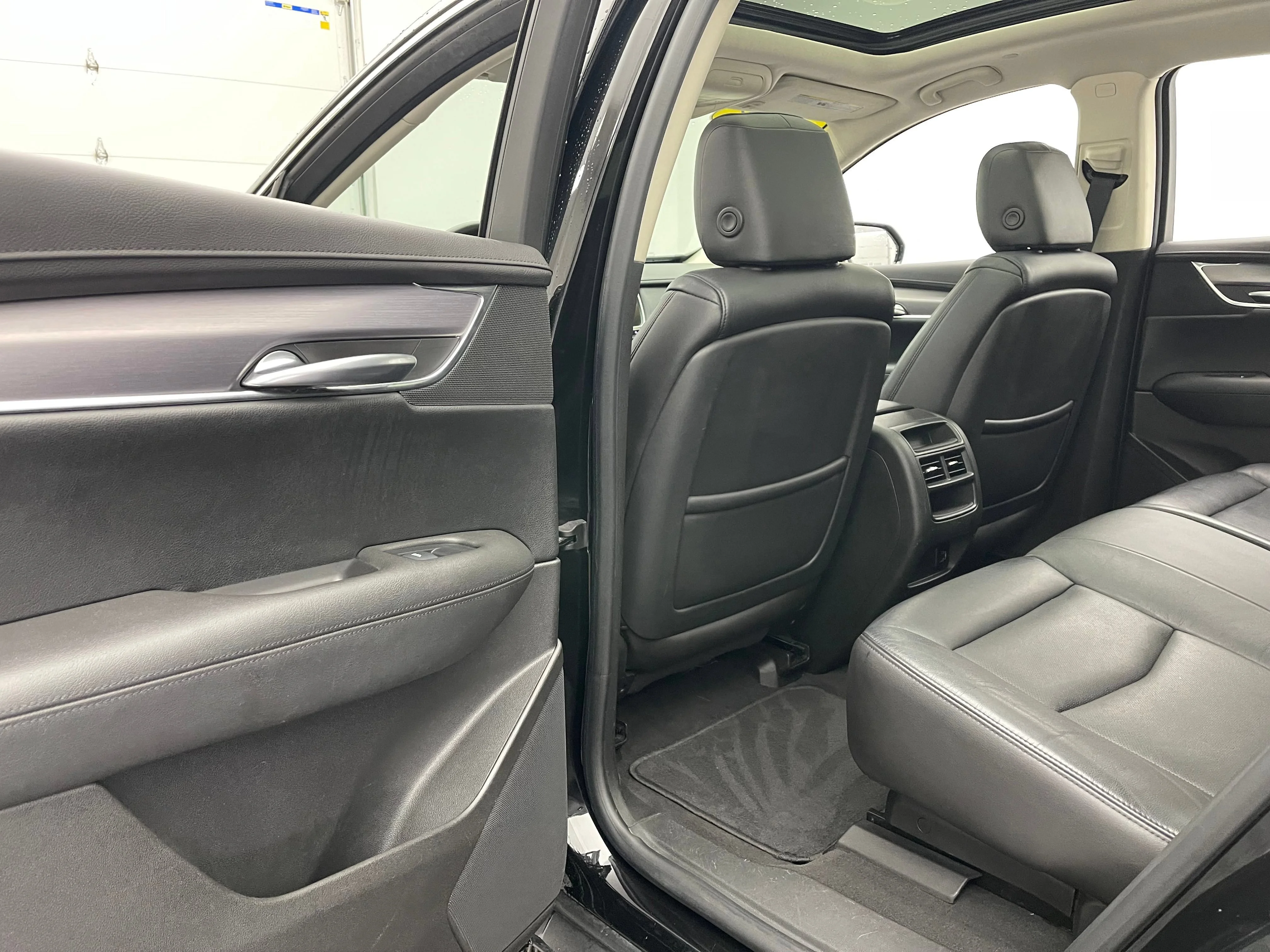 Used 2017 STELLAR BLACK METALLIC Cadillac Luxury AWD image 38