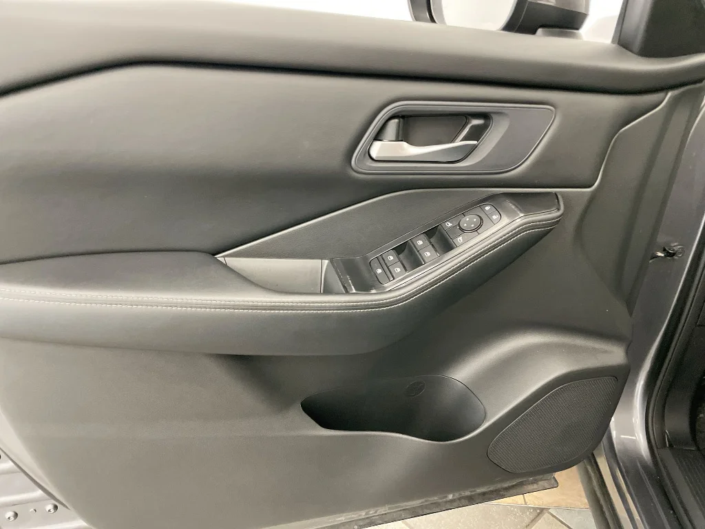 Used 2024 Gun Metallic Nissan SV image 21