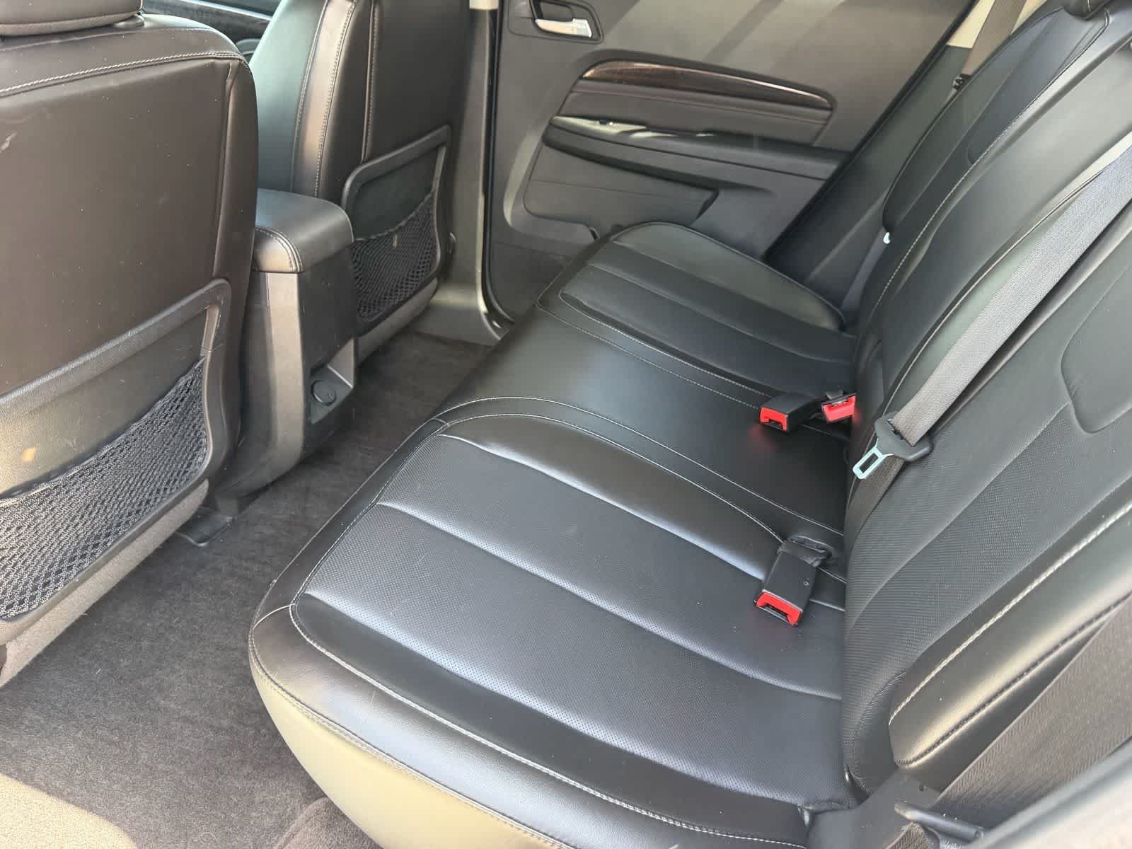 Used 2016 White Frost Tricoat GMC Denali image 17