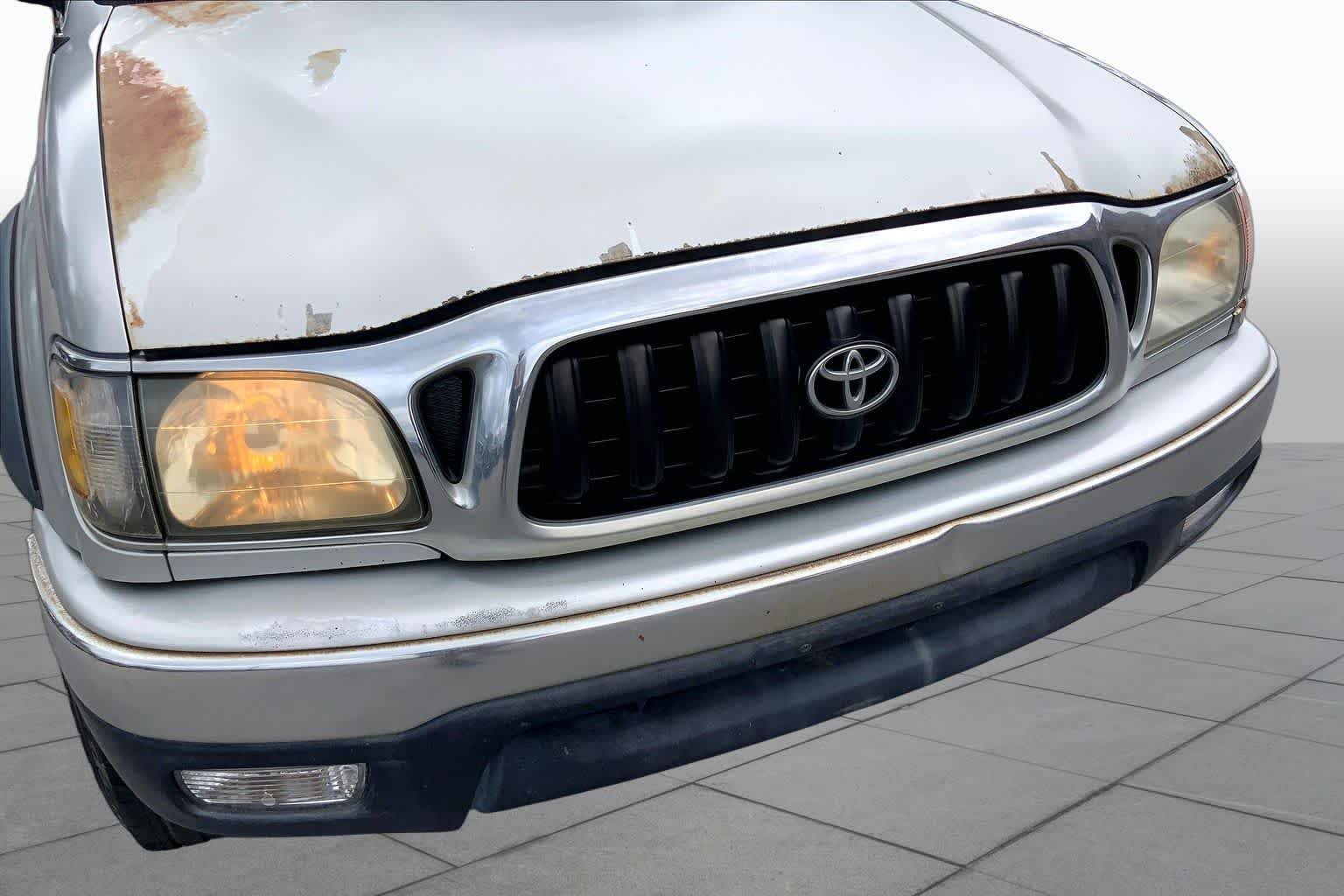 Used 2003 Lunar Mist Metallic Toyota PreRunner image 26