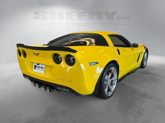 Used 2013 Velocity Yellow Tinted Clearcoat Chevrolet  image 11