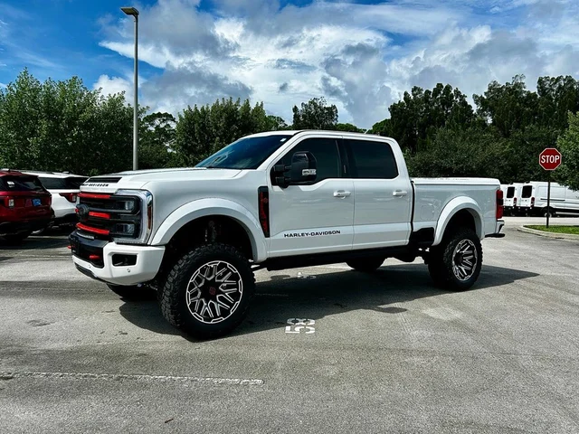 2026 Ford Super Duty F-250® Lariat®