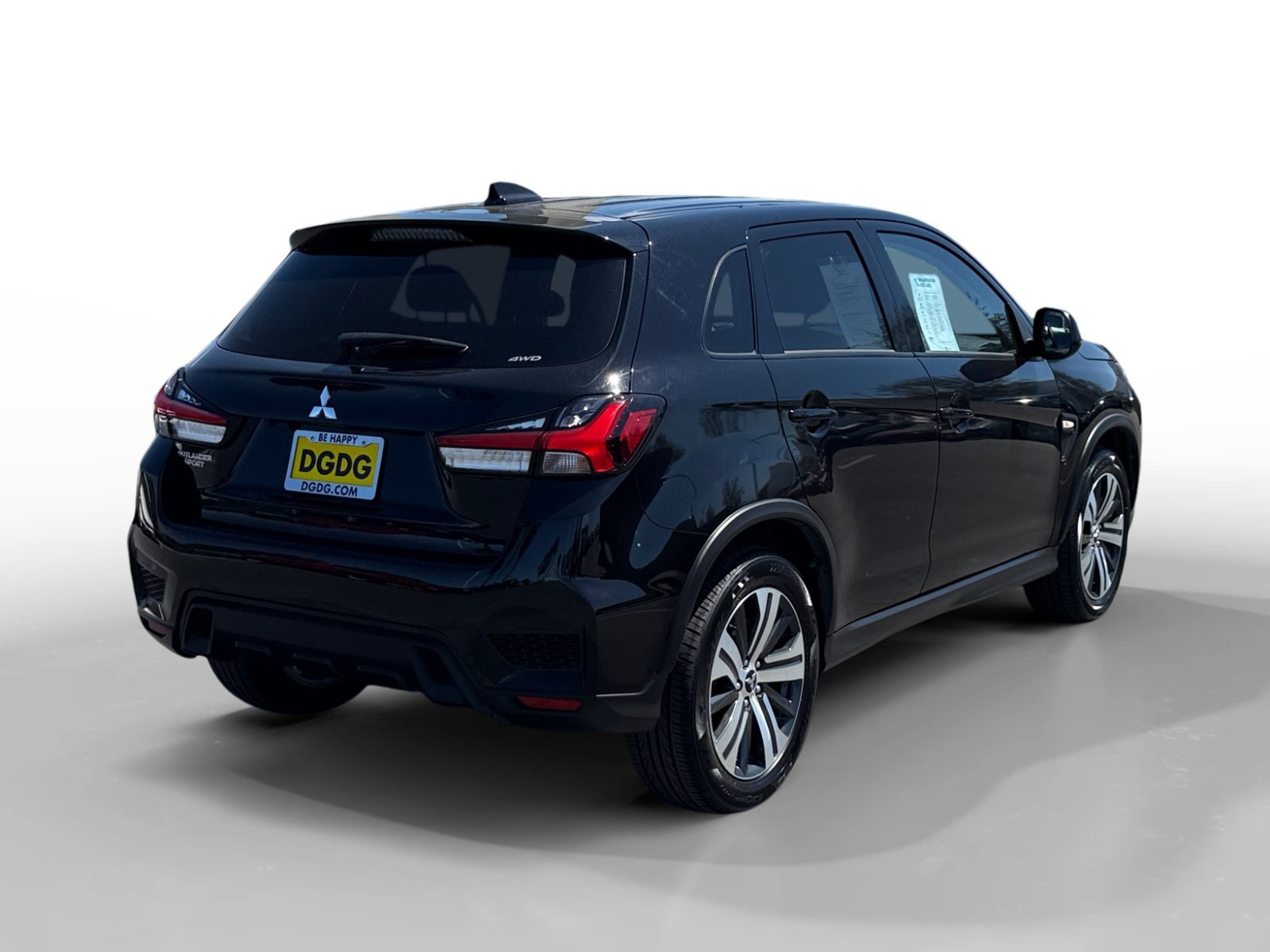 Used 2024 Silver Mitsubishi 2.0 ES image 5