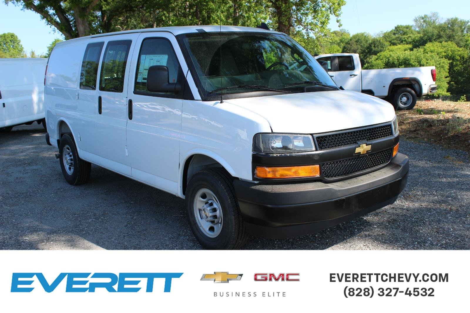 Summit White 2026 Chevrolet Express Cargo Van Rear-Wheel Drive Automatic