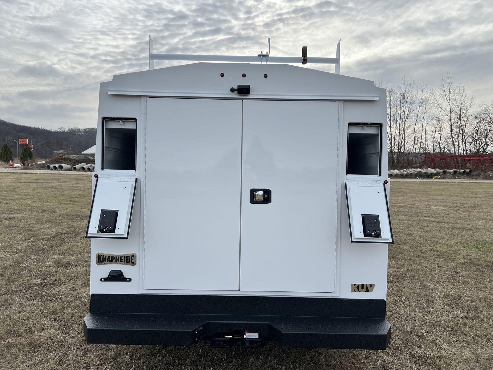 Used 2024 Oxford White Ford T350 AWD SRW image 4