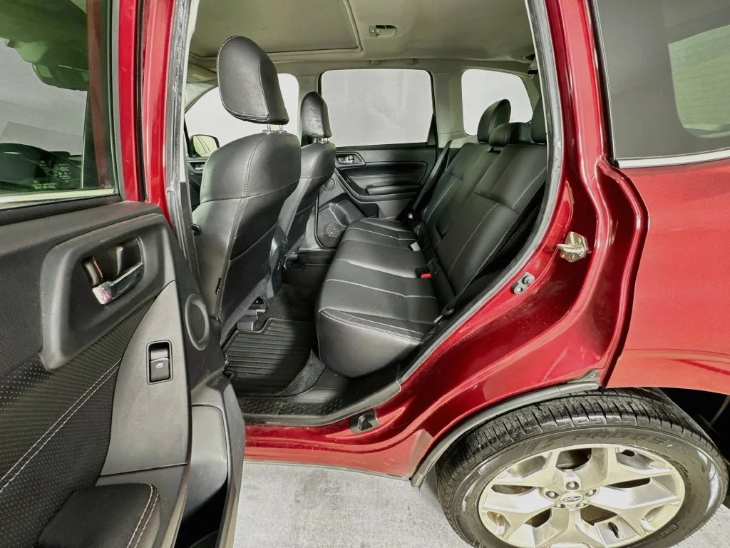 Used 2017 Venetian Red Pearl Subaru 2.5i Touring image 31