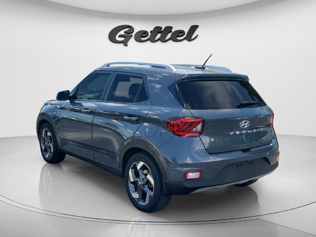 Certified Used 2023 Gray Hyundai SEL image 7
