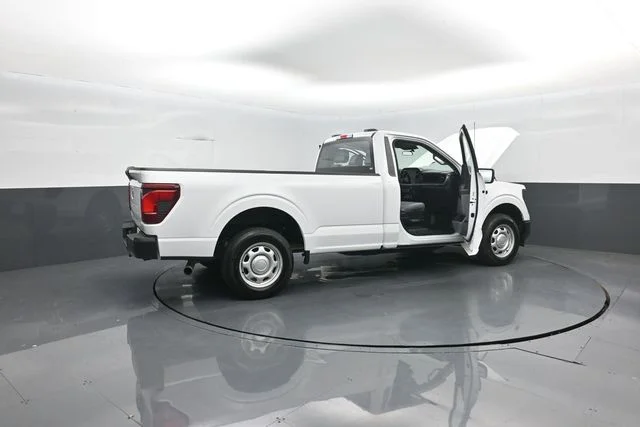 Certified Used 2024 Oxford White Ford XL image 34