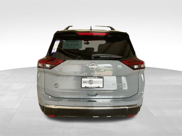 2025 Nissan Rogue Platinum AWD photo 4