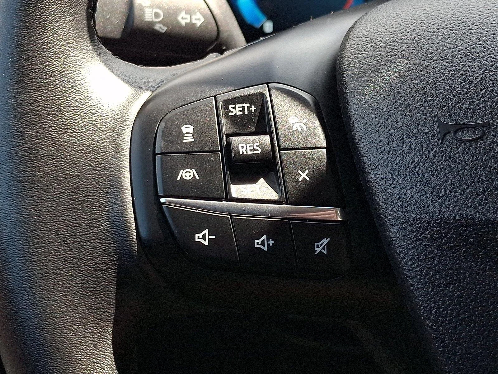 Used 2025 Carbonized Gray Metallic Ford Outer Banks image 22