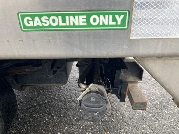 Used 2019 White Isuzu Dump Truck image 51