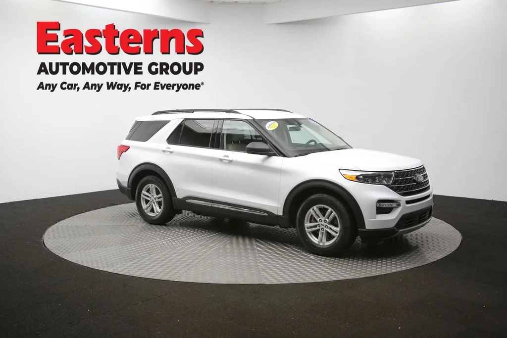 Used 2023 White Ford XLT image 46