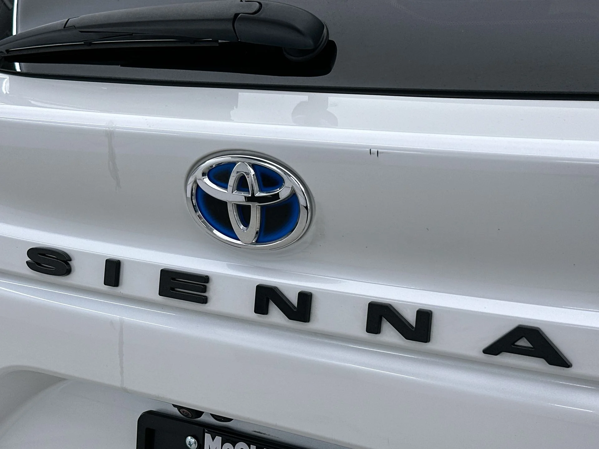 Used 2024 Beige Toyota Platinum image 40