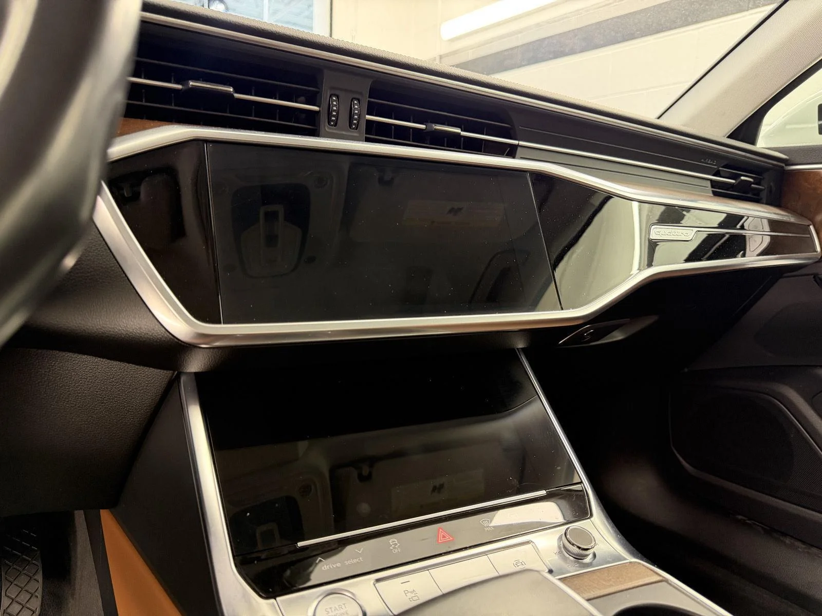 Used 2019 Glacier White Metallic Audi Premium image 9