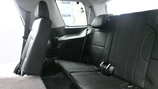 Used 2020 Gray Chevrolet LT image 28
