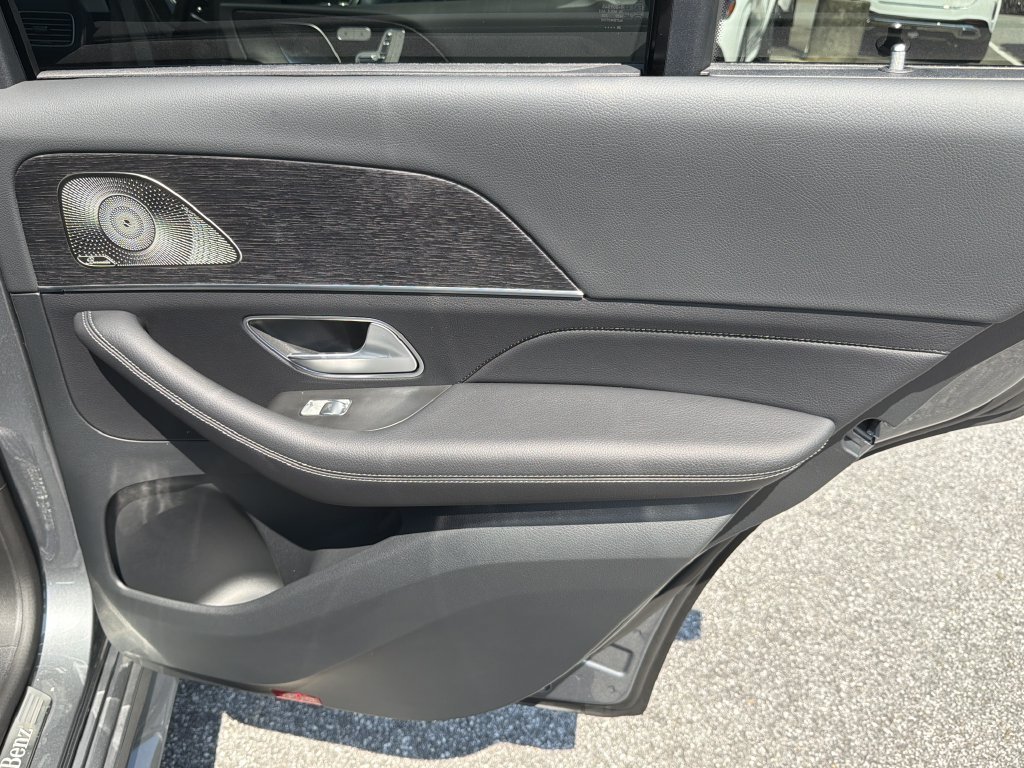New 2026 Selenite Grey Metallic Mercedes-Benz GLE 350 image 55