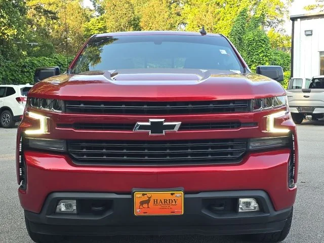 Used 2021 Red Chevrolet RST image 9