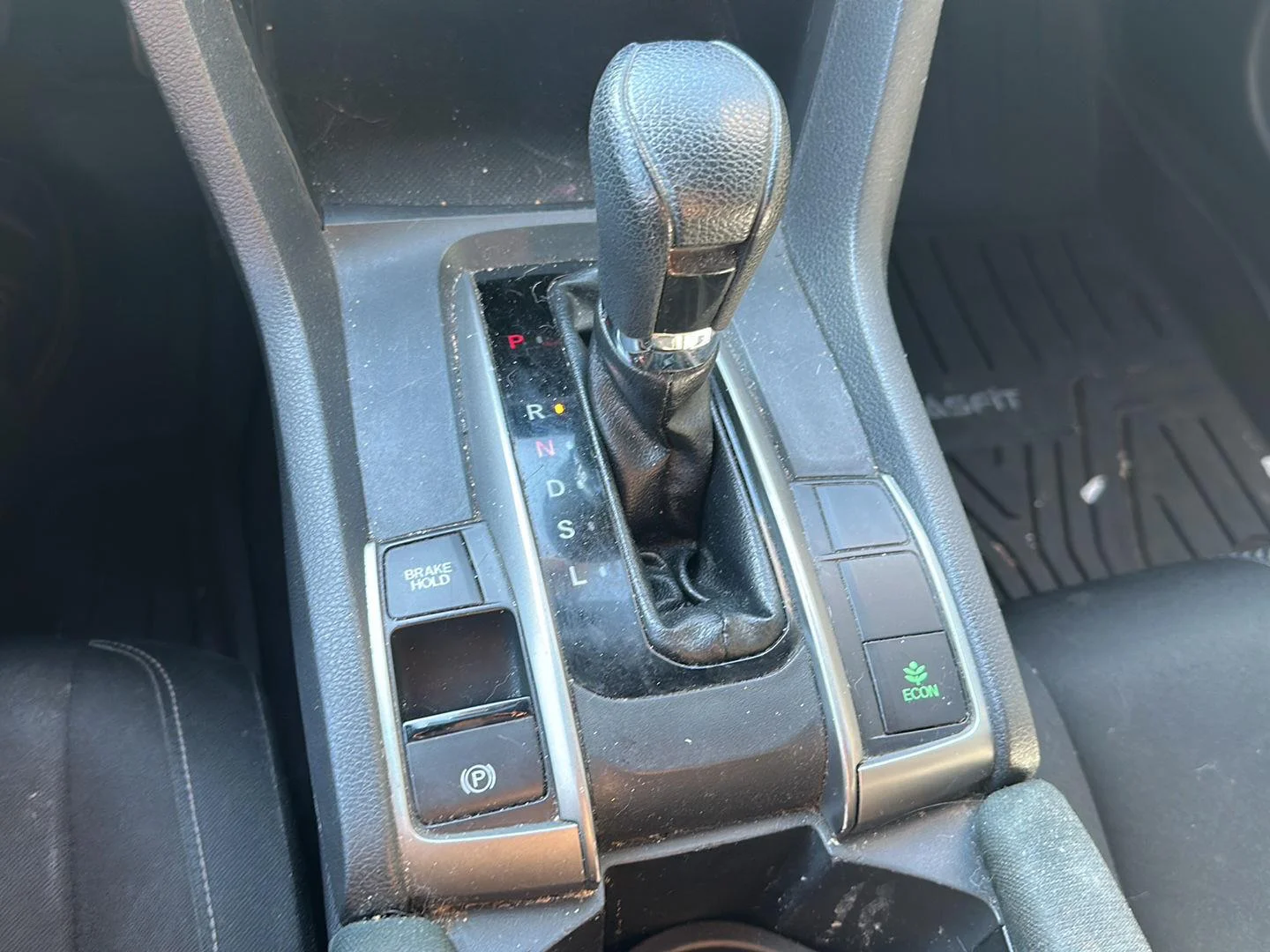 Used 2017 Rallye Red Honda LX image 19