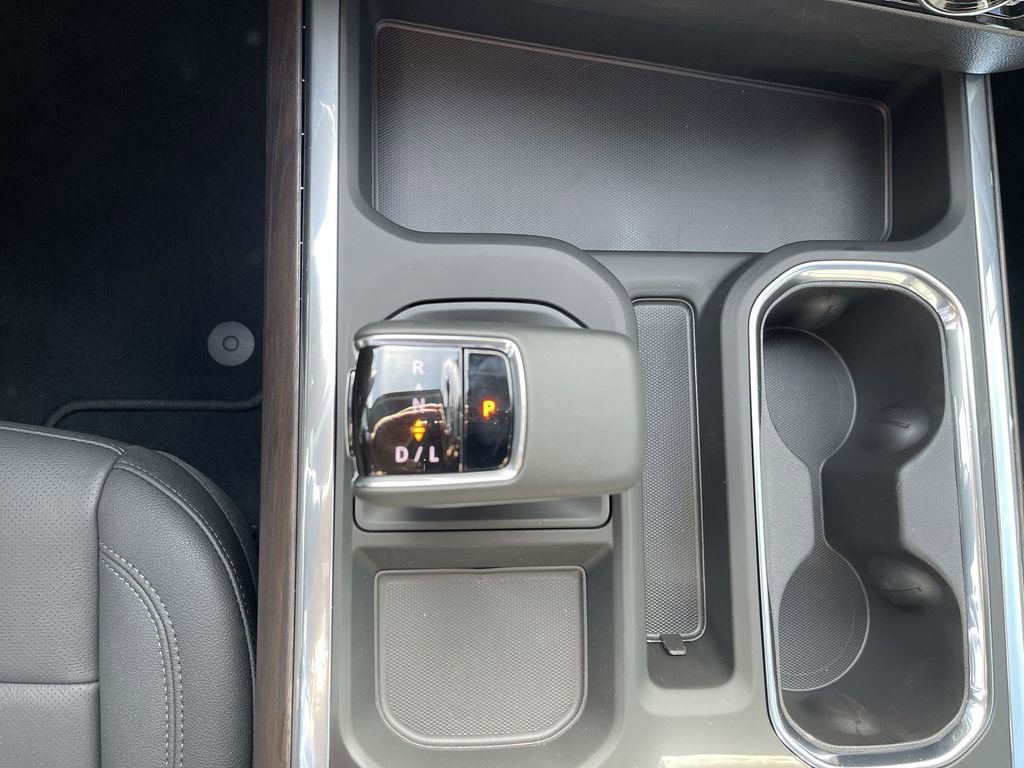 2026 GMC Sierra 1500 SLT - Photo 16