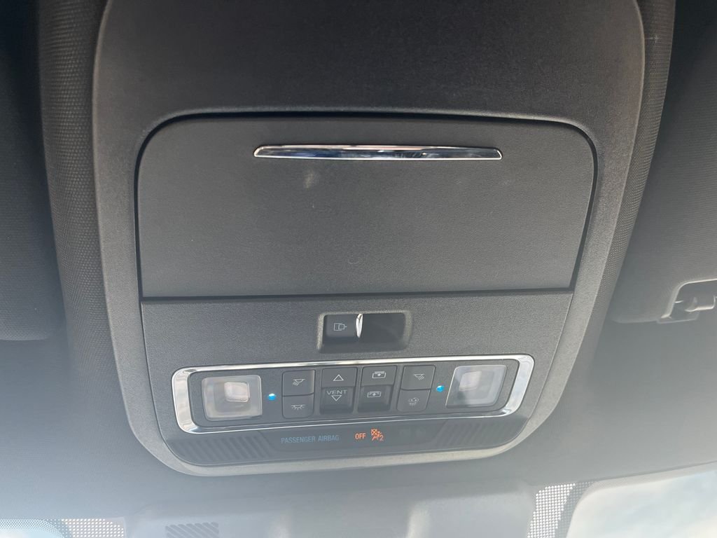 Used 2023 Blue Metallic Ford Platinum image 31