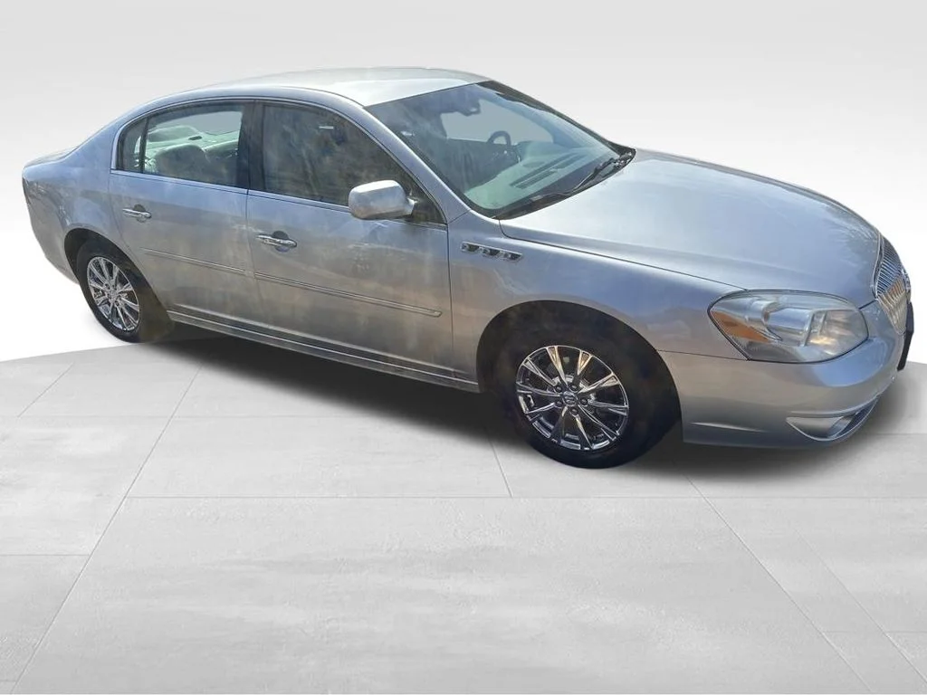 Used 2010 Silver Buick CXL Premium image 10