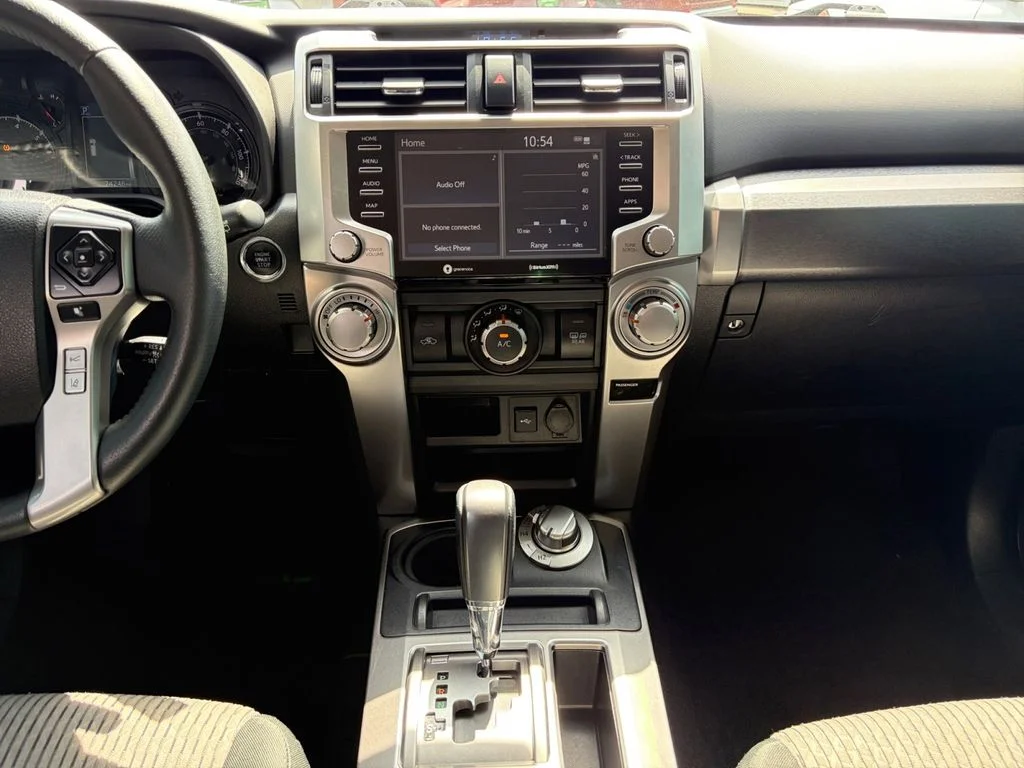 Used 2021 Gray Toyota SR5 image 12