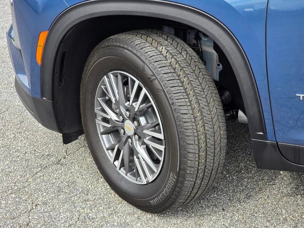 New 2026 Lakeshore Blue Metallic Chevrolet LT image 22