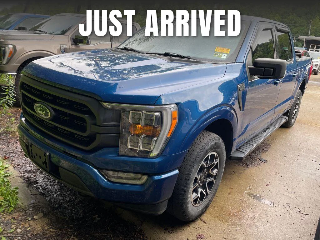Used 2022 Atlas Blue Metallic Ford XLT image 1