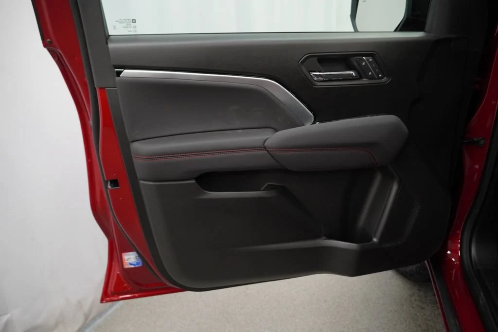 2026 Chevrolet Colorado Z71 - Photo 23