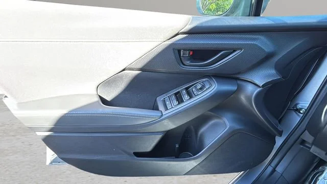 Used 2025 Silver Subaru Sport image 17