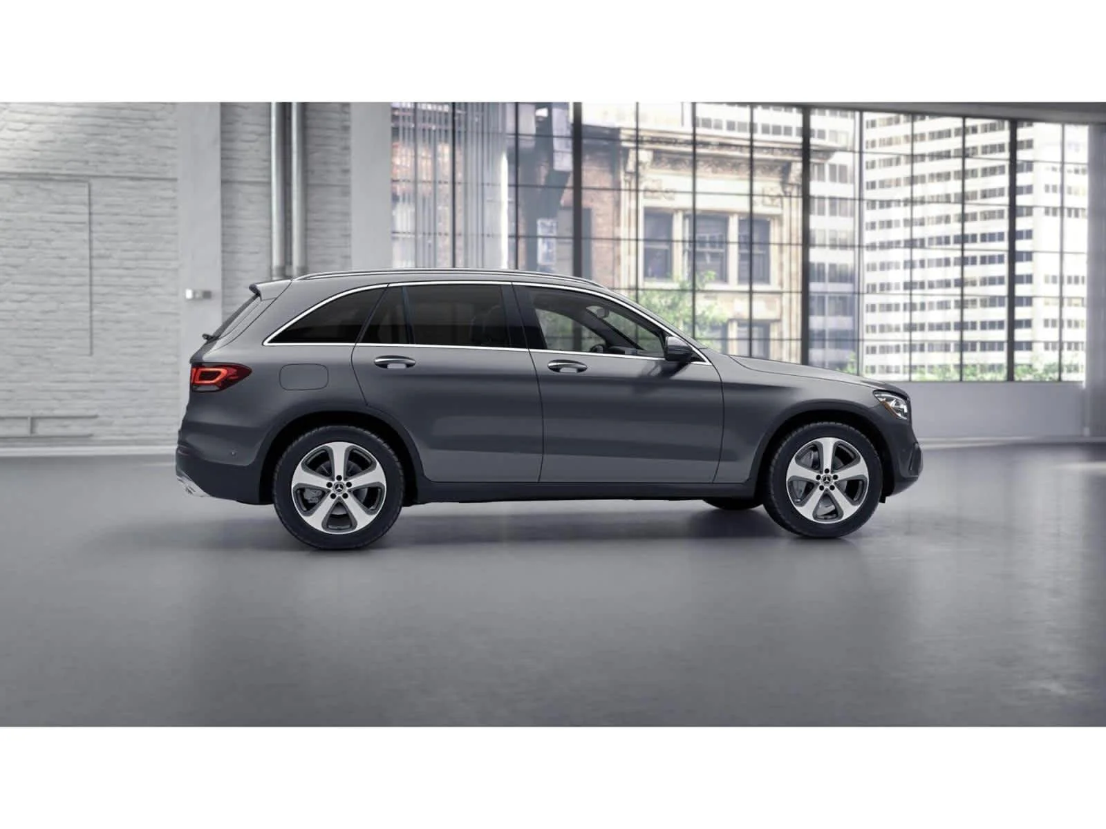 Used 2020 Selenite Grey Metallic Mercedes-Benz GLC 300 image 17