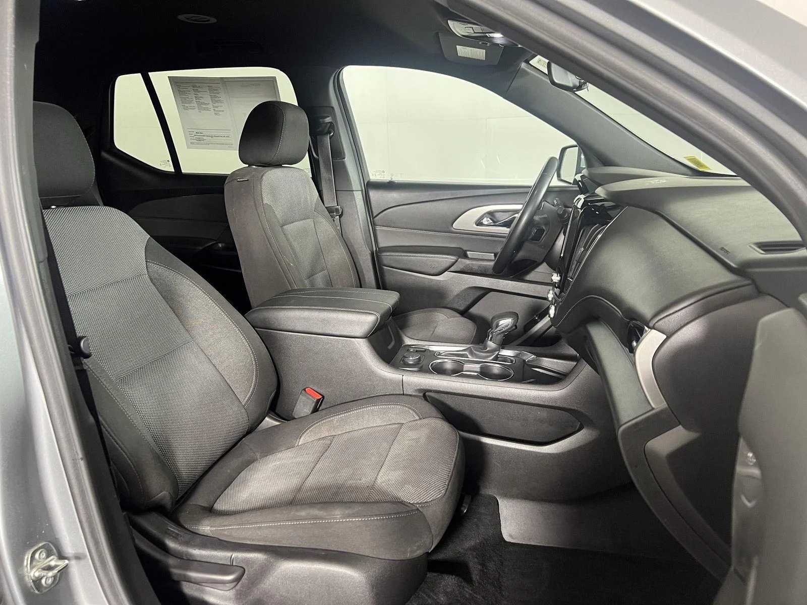 Used 2023 STERLING GRAY METALLIC Chevrolet LT Cloth image 23